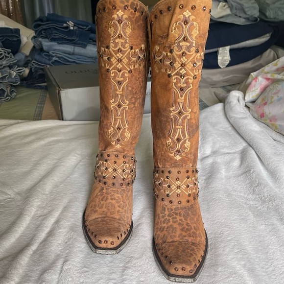 Old Gringo Brown Embroidered Heeled Boots